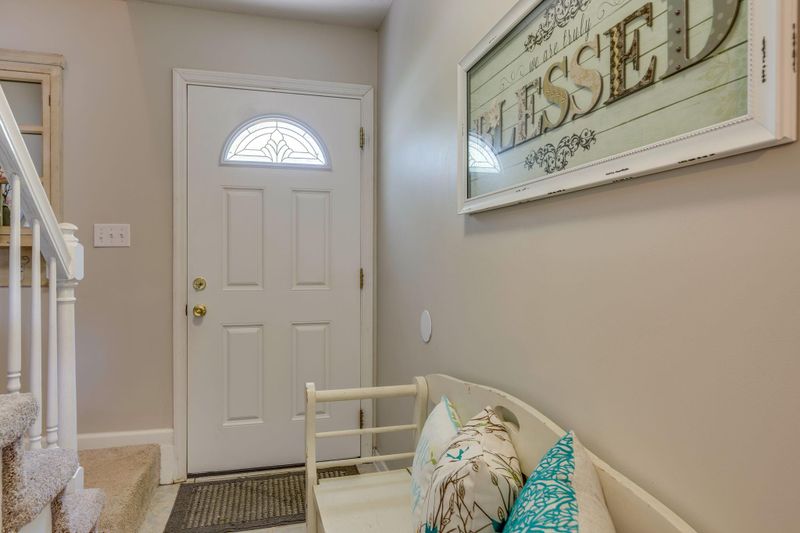 7627 Greenway Dr, Murfreesboro, TN 37130