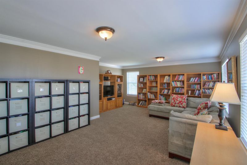 327 Freedom Dr, Franklin, TN 37067