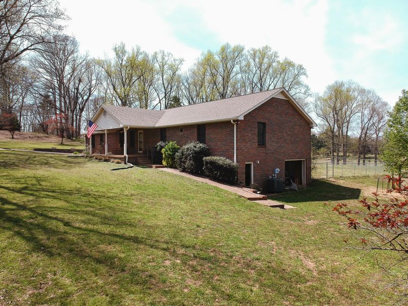 3078 Belotes Ferry Rd, Lebanon, TN 37087
