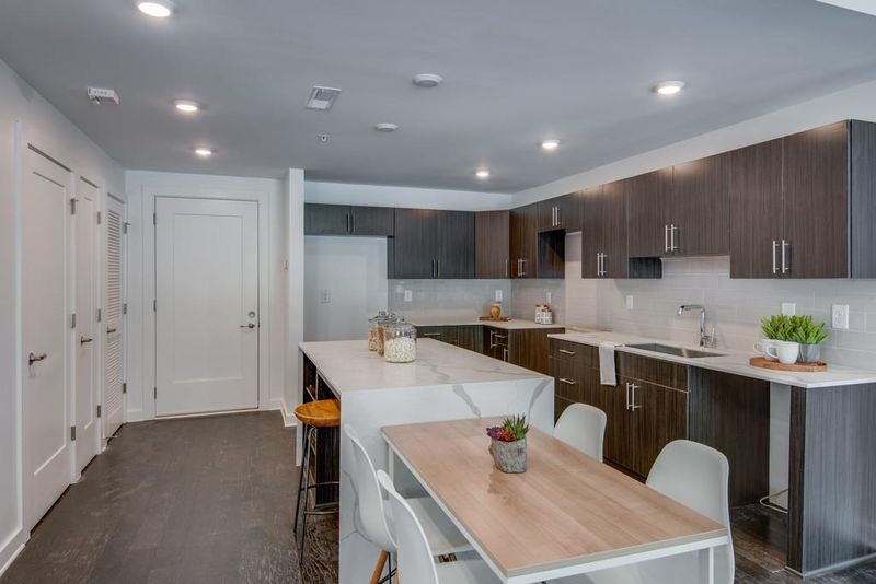 3116 West End Circle #110, Nashville, TN 37203