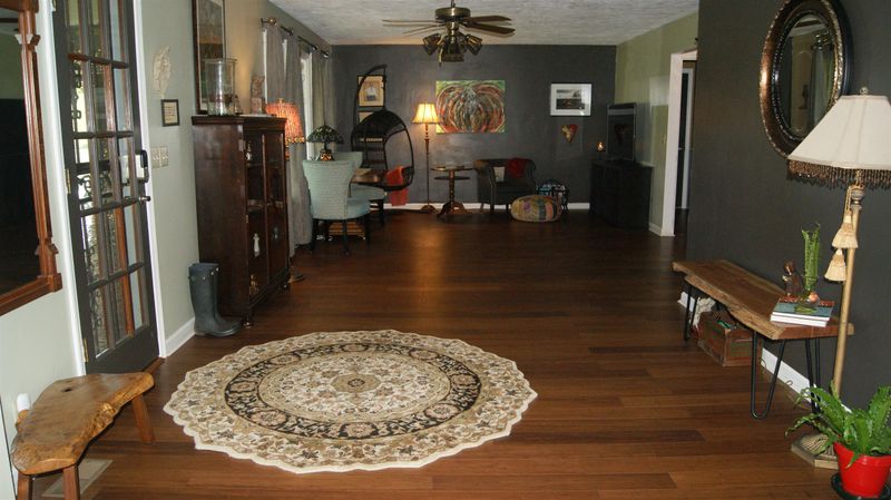 110 Briarwood Dr, Greenbrier, TN 37073