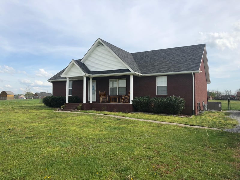 1020 Spire Way Dr, Castalian Springs, TN 37031