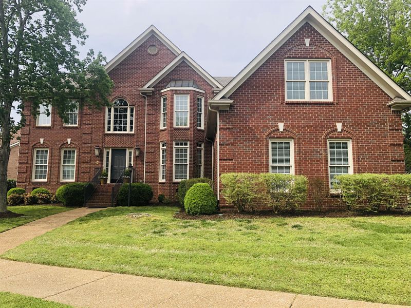581 Crofton Park Ln, Franklin, TN 37069