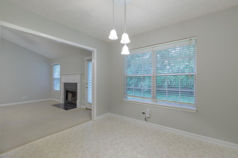 3052 Roscommon Dr, Murfreesboro, TN 37128