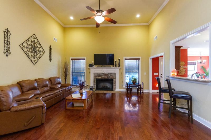 214 Tennerton Ln, Murfreesboro, TN 37129