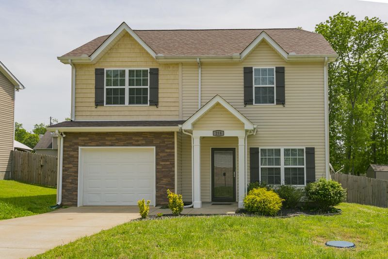218 Niagra Ln, Murfreesboro, TN 37129