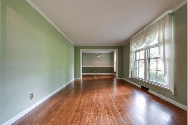 850 Rodney Dr, Nashville, TN 37205