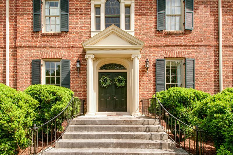 4737 Post Rd, Nashville, TN 37205