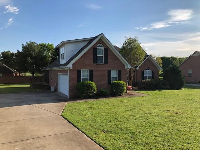 3001 Chapel Hills Dr, Murfreesboro, TN 37129