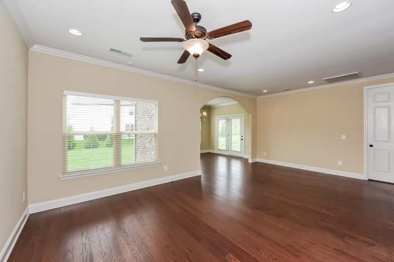 2083 Albatross Way, Gallatin, TN 37066