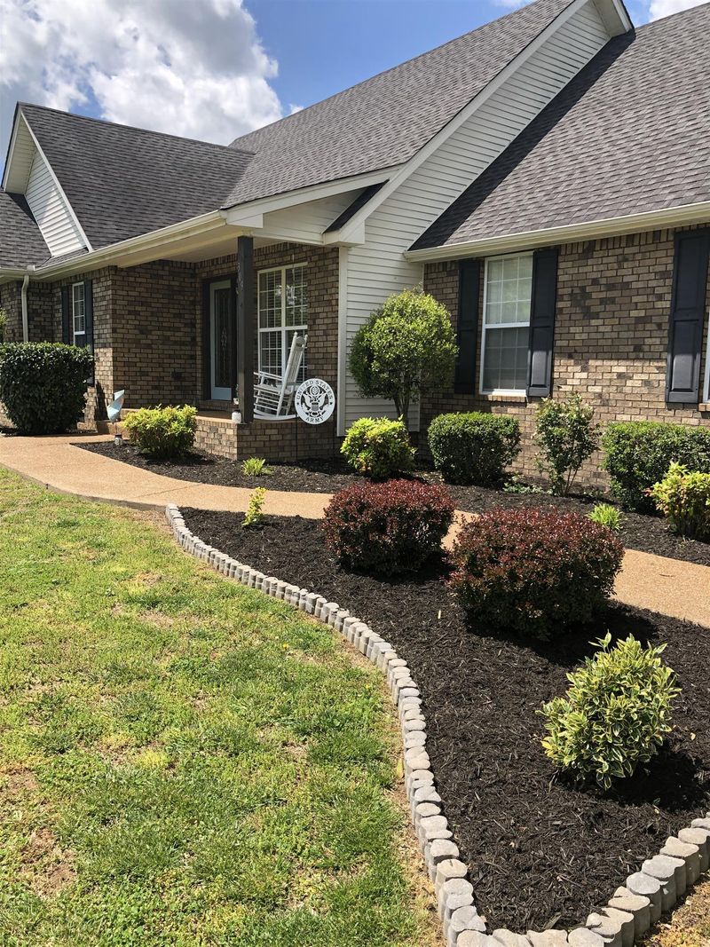 309 Parker Rd, Portland, TN 37148