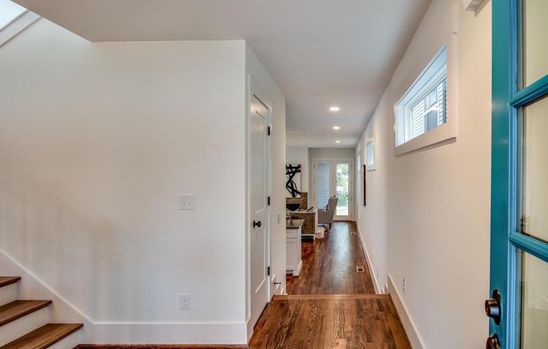 1607B 10th Ave N, Nashville, TN 37208