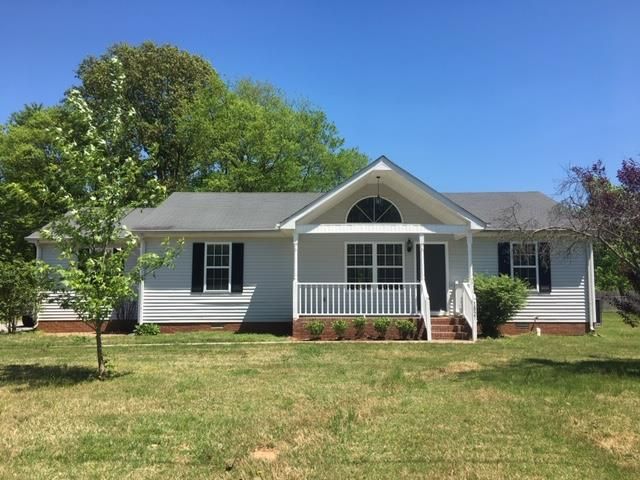 1827 Pecan Ridge Dr, Murfreesboro, TN 37128