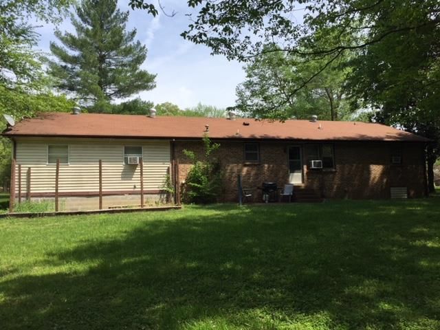 229 Hickory Dr, Kingston Springs, TN 37082