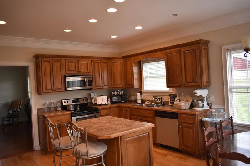 19 Gladdice Rd, Pleasant Shade, TN 37145
