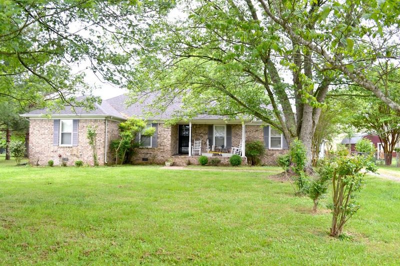 3611 Dilton Mankin Rd, Murfreesboro, TN 37127
