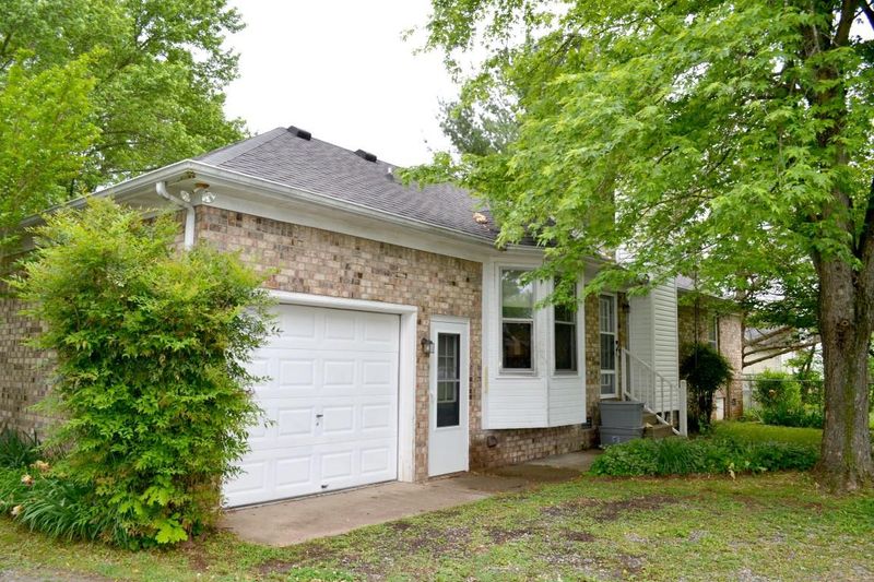 3611 Dilton Mankin Rd, Murfreesboro, TN 37127