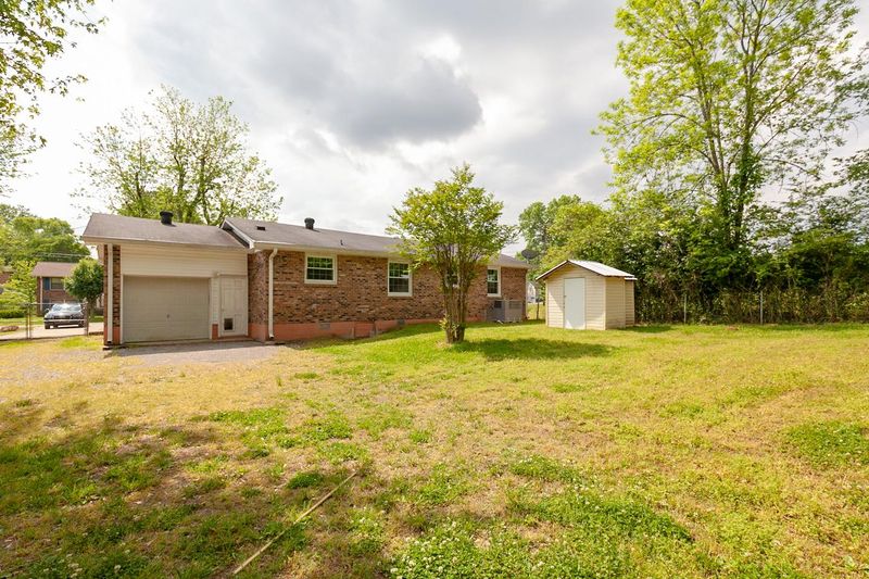 134 Jacksonian Dr, Hermitage, TN 37076