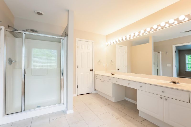 2502 Betsy Ross Ct, Mount Juliet, TN 37122