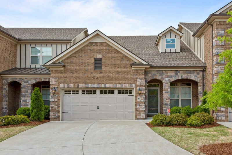 2107 Herring Xing, Murfreesboro, TN 37130