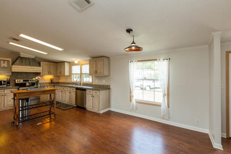 1769 Monsanto Rd, Columbia, TN 38401