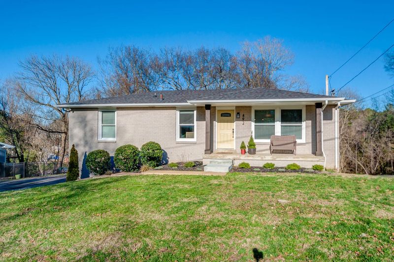 492 Westcrest Dr, Nashville, TN 37211