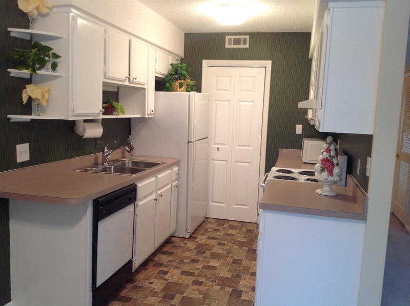 250 Donna Dr Apt 8d, Hendersonville, TN 37075