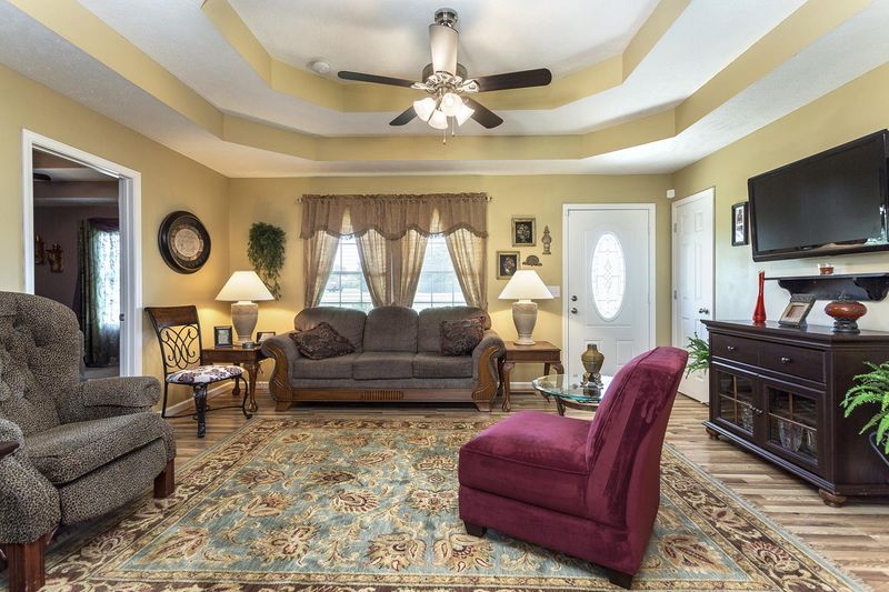 3037 Carol Ln, Cross Plains, TN 37049