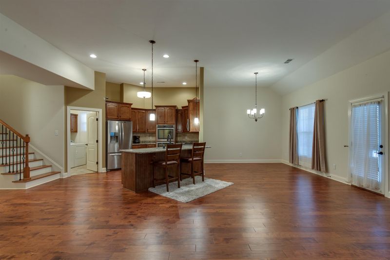 234 Carellton Dr, Gallatin, TN 37066