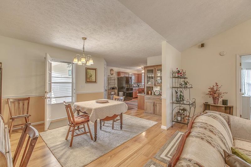 6032 Lee Ave, Murfreesboro, TN 37129