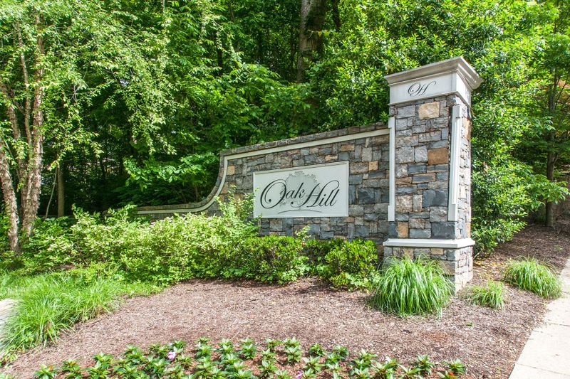 1121 Thorncrest Rd, Nashville, TN 37211