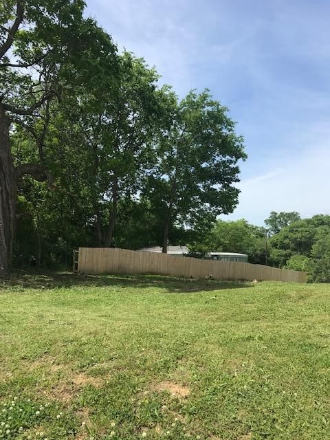 2 E End St, Columbia, TN 38401