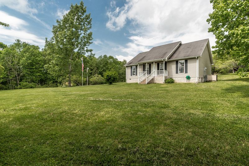 6881 Highway 31 E, Westmoreland, TN 37186