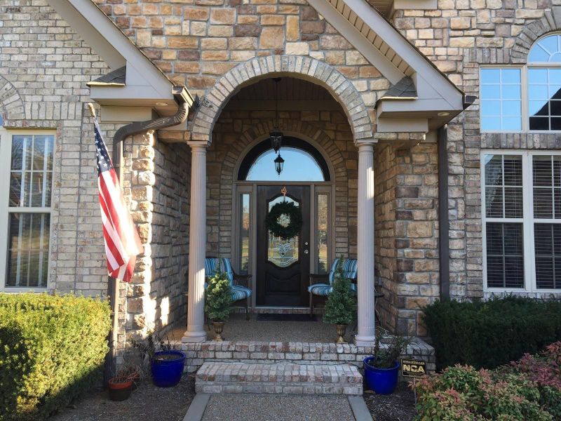 1040 Heathrow Dr, Hendersonville, TN 37075