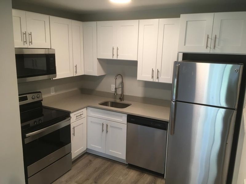 555 N Dupont Ave Apt A20 #A20, Madison, TN 37115