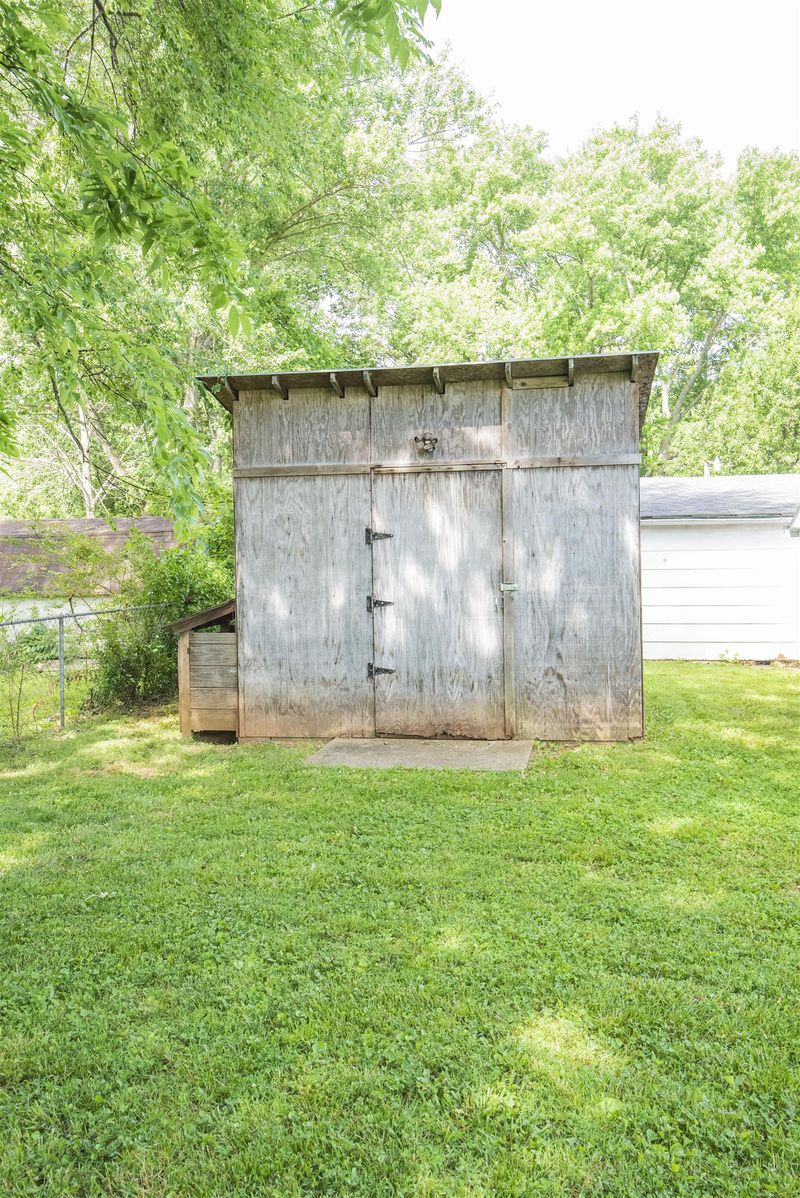 1606 Bartway Dr, Murfreesboro, TN 37130