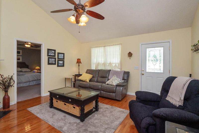 725 Veneta View Dr, Mount Juliet, TN 37122