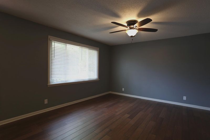 250 Donna Dr Apt 4c, Hendersonville, TN 37075