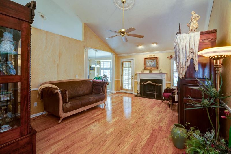501 N Club Ct, Hermitage, TN 37076