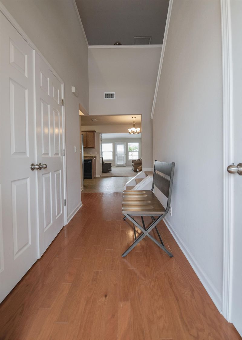 3716 Running Wolf Ct, Murfreesboro, TN 37128