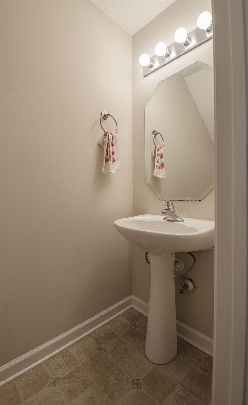 3716 Running Wolf Ct, Murfreesboro, TN 37128