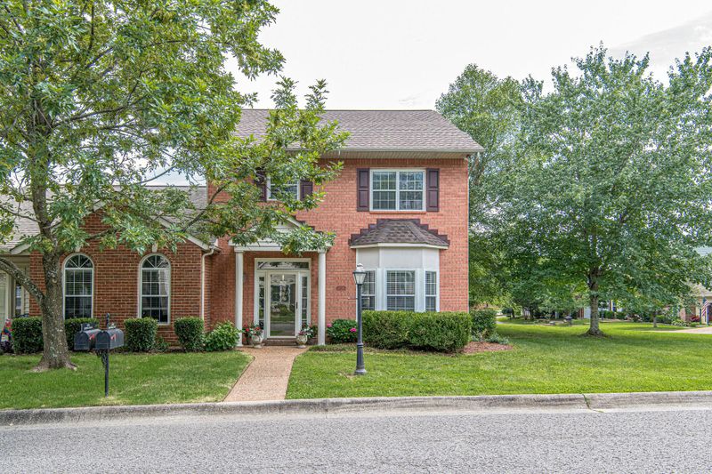 2038 Roderick Cir, Franklin, TN 37064
