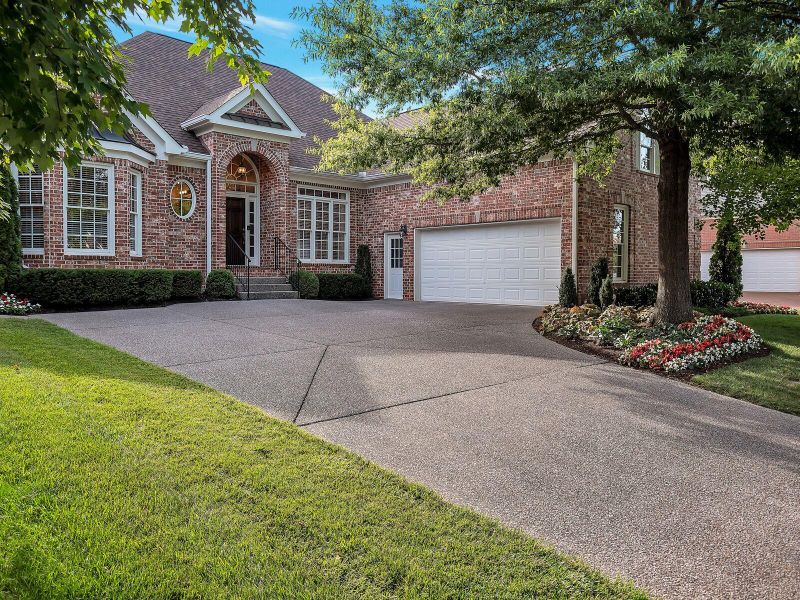 125 Gallagher Dr, Franklin, TN 37064