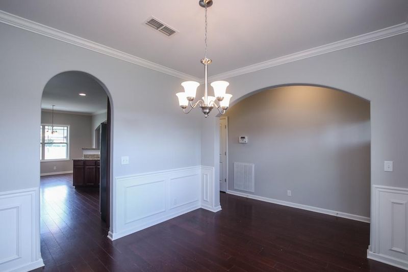 1414 Davy Crockett Dr, Murfreesboro, TN 37128