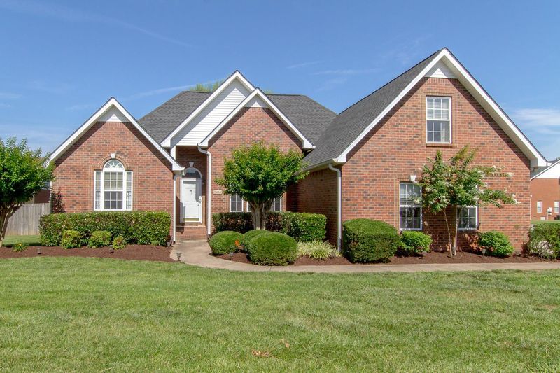 2645 Dorset St, Murfreesboro, TN 37130