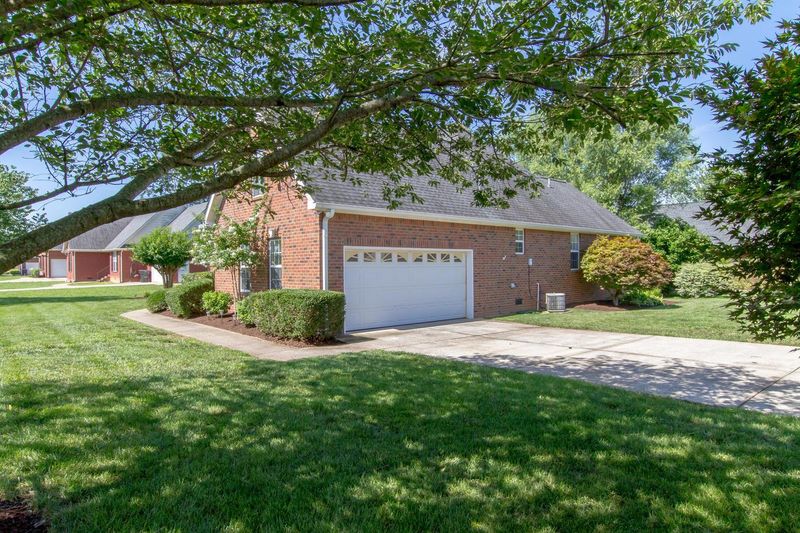 2645 Dorset St, Murfreesboro, TN 37130