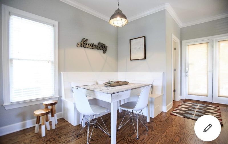 900B B Locklayer St, Nashville, TN 37208
