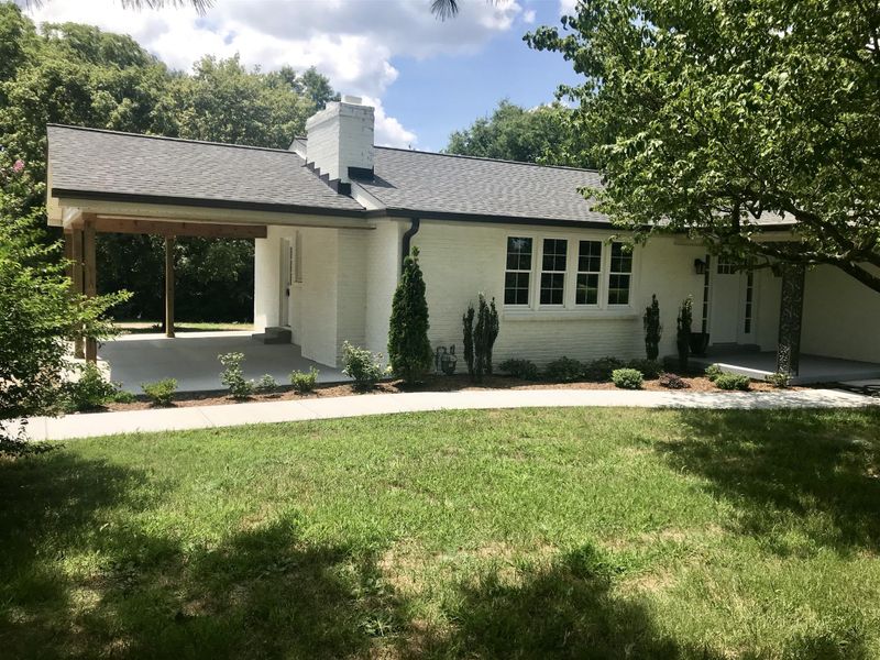 118 Maple Dr, Hendersonville, TN 37075