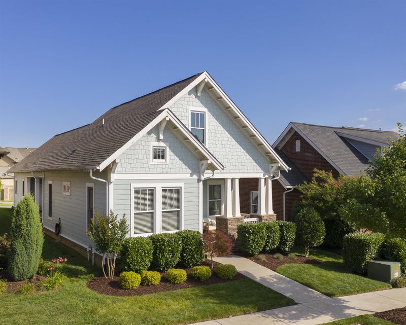 3512 Ashmore Dr, Thompsons Station, TN 37179