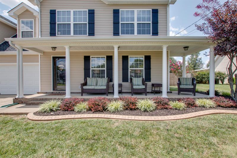744 Fleming Farms Dr, Murfreesboro, TN 37128